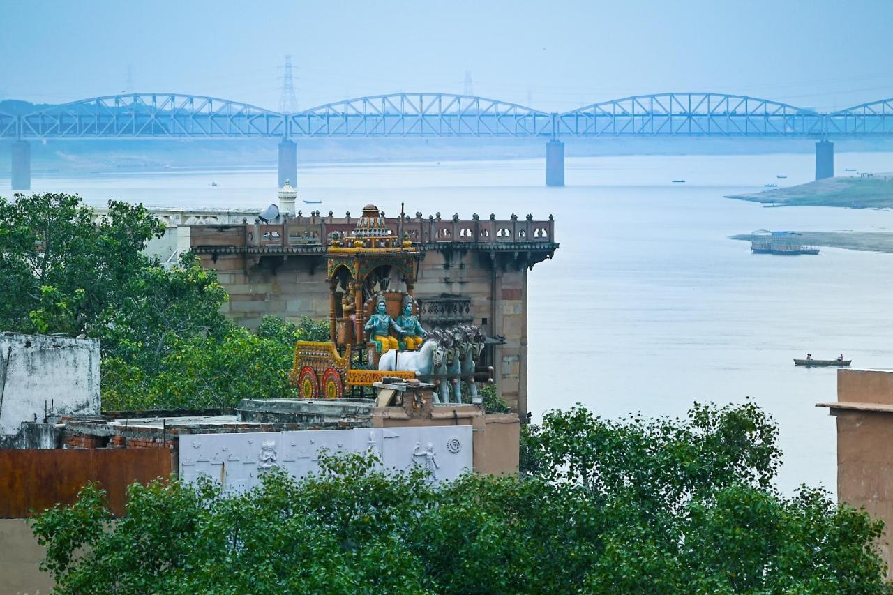 Ganga Darshanam Guesthouse At Dashashwamedh Ghat バラナシ エクステリア 写真